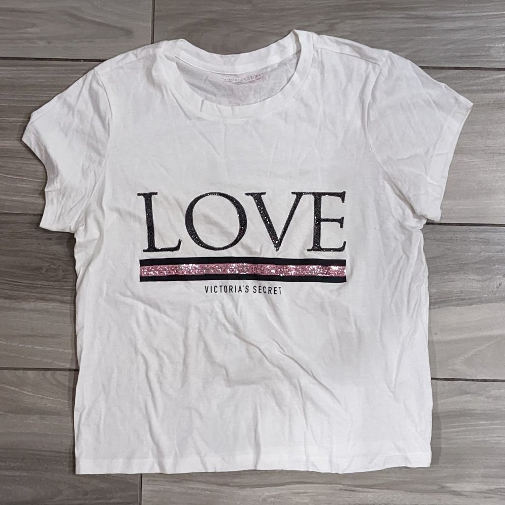 🧡 Victoria's Secret LOVE White Tee
